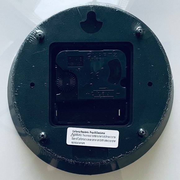 🆕 Quartz Wall Clock ~ “HOME IS WHERE THE WIFI CONNECTS AUTOMATICALLY” - Picture 6 of 8